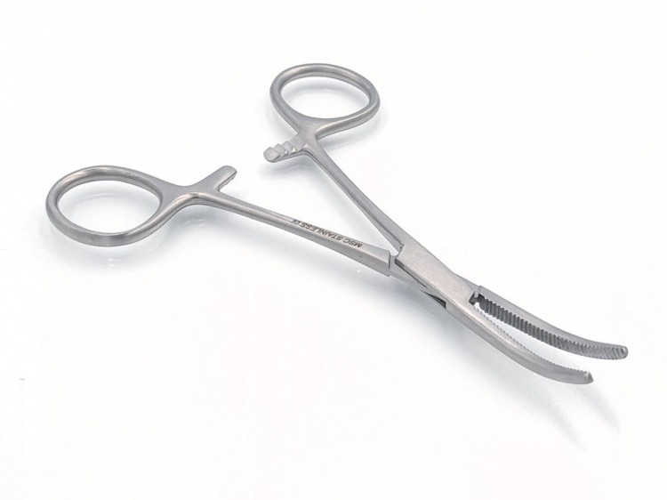 KLESZCZE NACZYNIOWE ANATOMICZNE PEAN ODGIĘTE 140mm