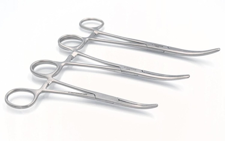 KLESZCZE NACZYNIOWE ANATOMICZNE PEAN ODGIĘTE 125mm