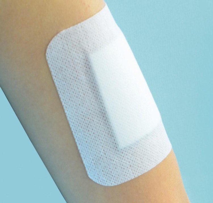 SAMOPRZYLEPNY OPATRUNEK STERYLNY Z WKŁADEM CHŁONNYM 10cmx25cm  25 szt.